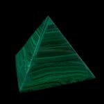 Malahit Piramida 4.5cm #7545B46 v1