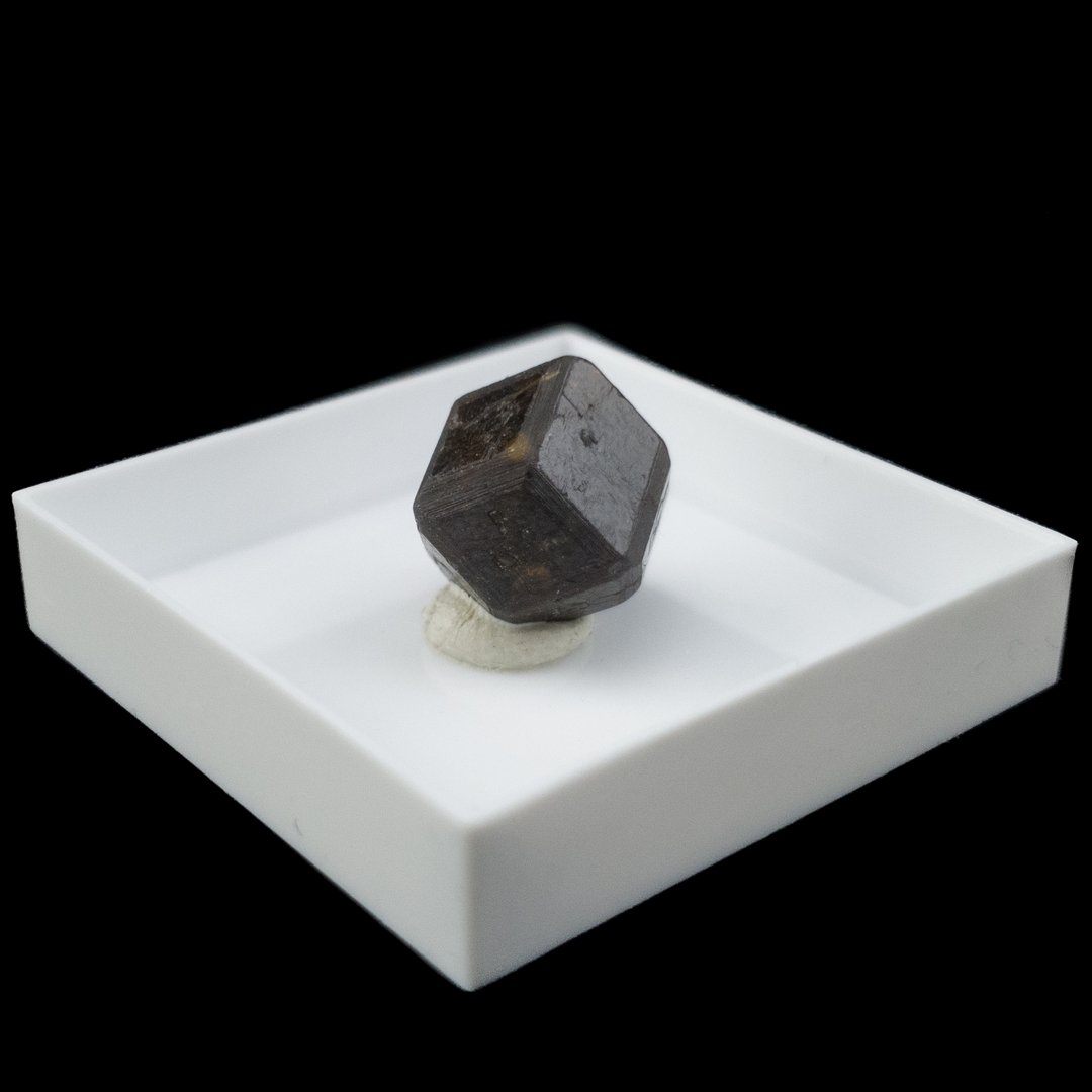 Granat u Akrilnoj Kutiji #7973B130 (19)