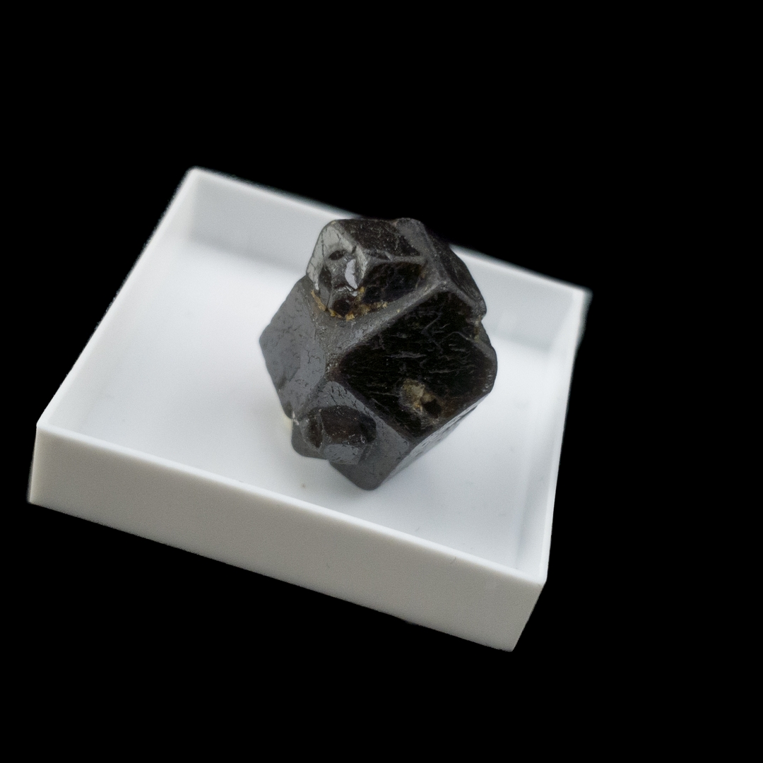 Granat u Akrilnoj Kutiji #7973B130 (3)